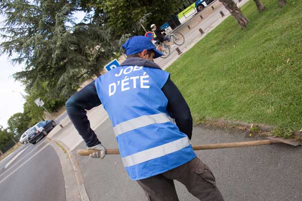 La Ville De Rochefort Renouvelle Son Operation Jobs D 39 Ete