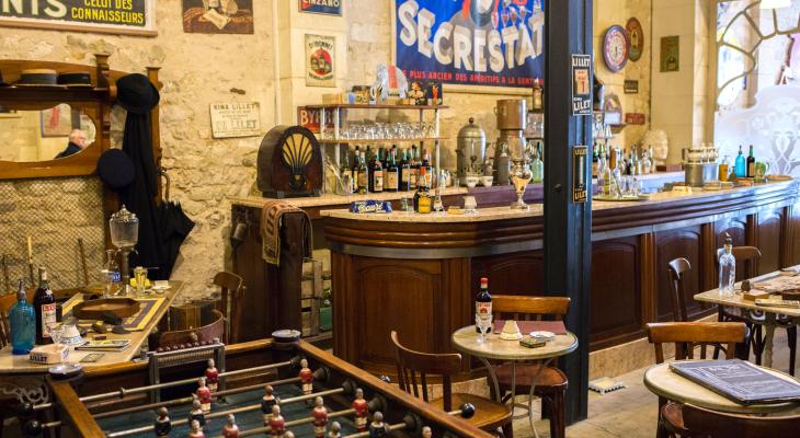 Intérieur du musée des commerces d'autrefois