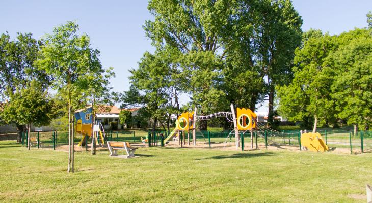 Aire de jeux du parc La Forêt
