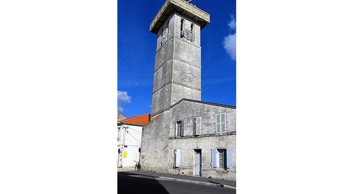 plaque dans son environnement