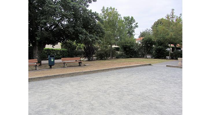 plaque dans son environnement