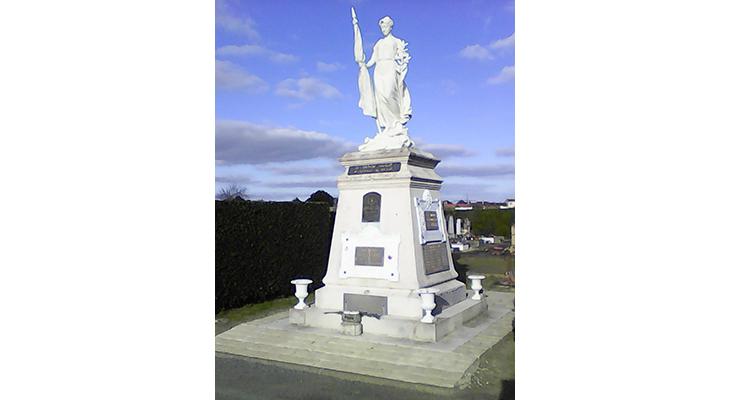 la plaque dans son environnement