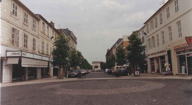 Avenue de Gaulle en 1999