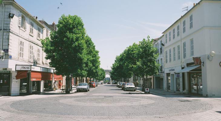 Avenue de Gaulle en 2009