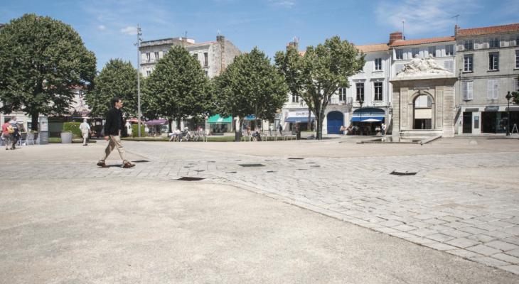 la place Colbert en 2014