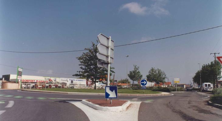 Rond-point Arnodin 1999