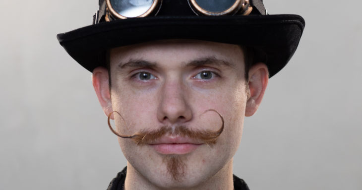 participant concours moustache