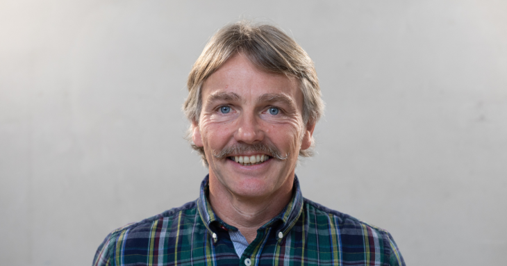 participant concours moustache