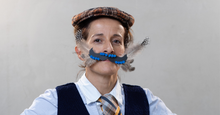 Moustache factice adulte
